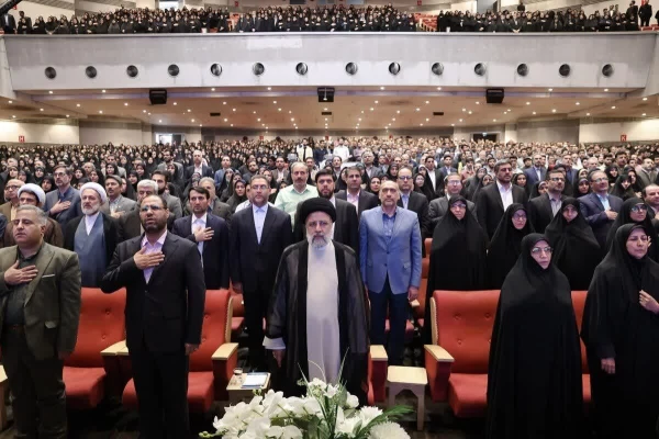 دیدار جمعی از فرهنگیان و فرهیختگان با ریاست محترم جمهور  2