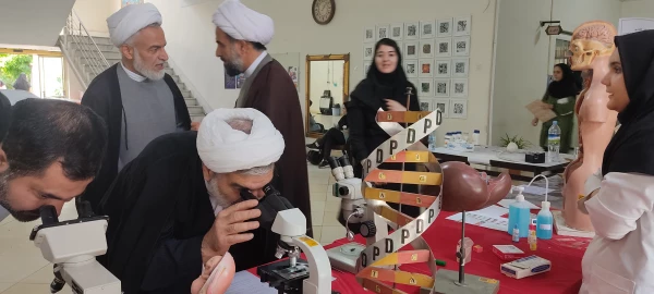 رویداد غرفه های علوم و آزمایشگاه 6