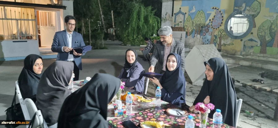 بزرگداشت هفته سرآمدی آموزش با حضور اساتید 11