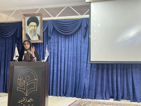  افتتاحیه هفته نانو در مرکز شهید شرافت  6