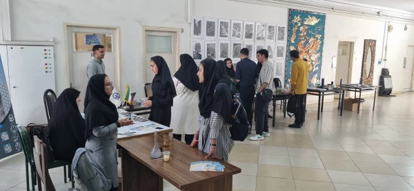  افتتاحیه هفته نانو در مرکز شهید شرافت  10