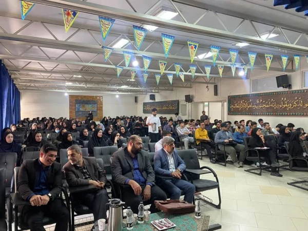  افتتاحیه هفته نانو در مرکز شهید شرافت  12