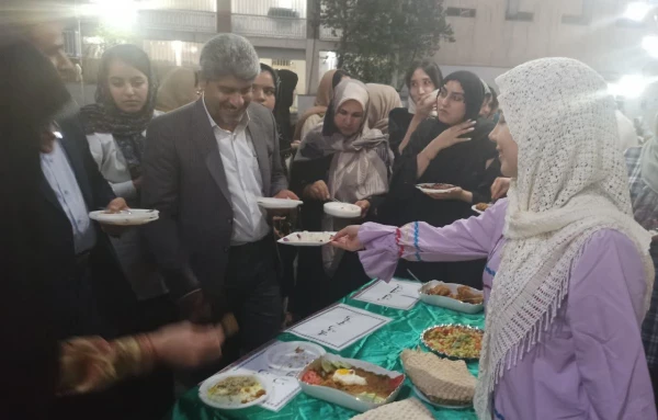 جشنواره غذای اقوام وبازارچه دانشجویی 5