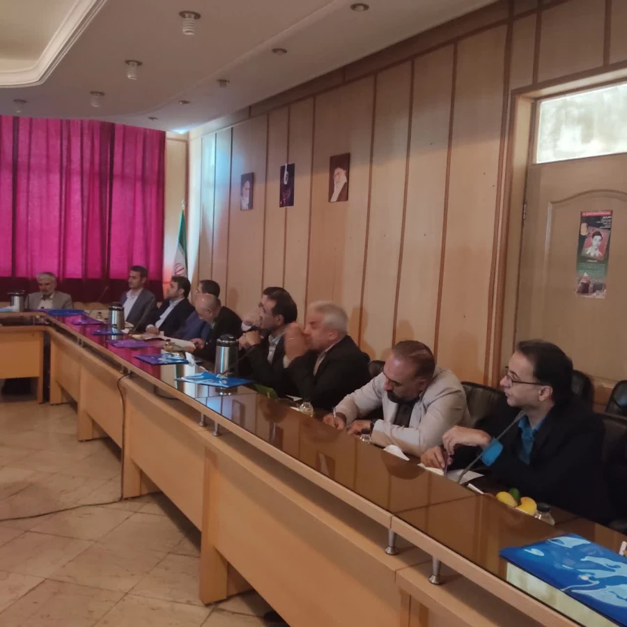 هشتمین جلسه شورای مدیریت پردیس های استان تهران 5