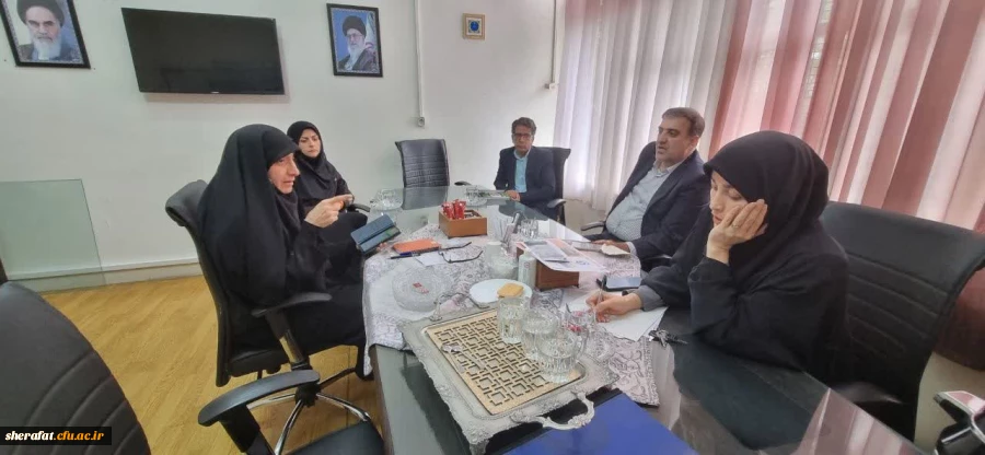 برگزاری جلسه گروه فیزیک 2