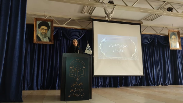 مراسم تجلیل و تقدیر از حافظان قرآنی   5