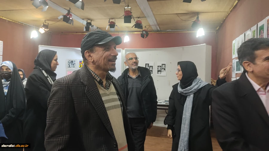 نمایشگاه
                • ⌝هنر⌞ •  3