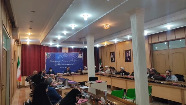 نشست هم اندیشی دانشگاه فرهنگیان استان تهران با ستاد تعلیم و تربیت شورای عالی انقلاب فرهنگی 4