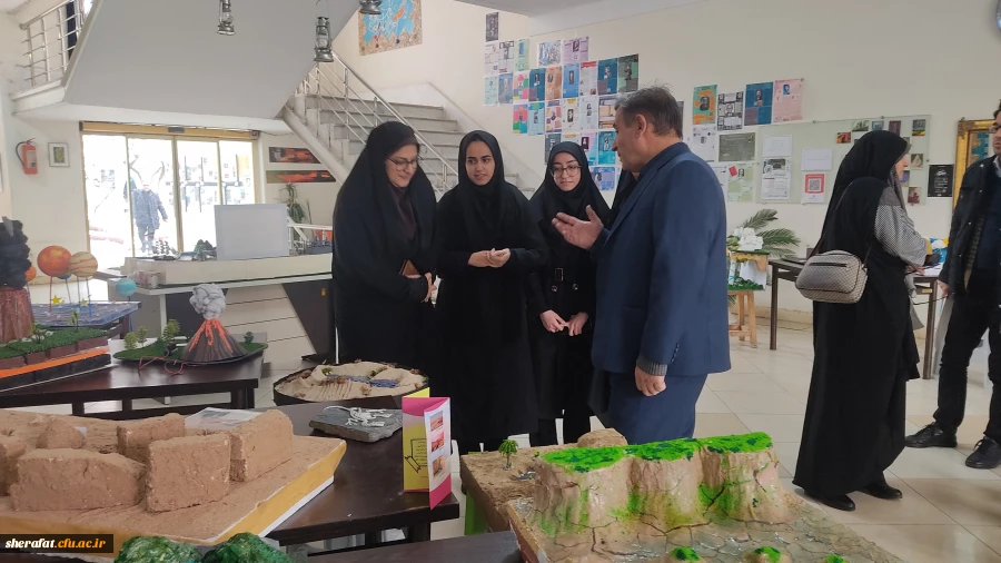 #به_مناسبت_دهه_فجر نمایشگاه 
• ⌝ دست سازه های بوم شناسی و زمین شناسی⌞ • 4