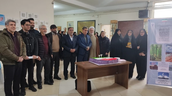 #به_مناسبت_دهه_فجر نمایشگاه 
• ⌝ دست سازه های بوم شناسی و زمین شناسی⌞ • 6