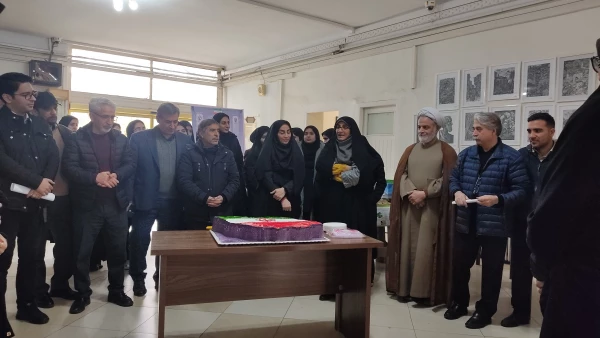 #به_مناسبت_دهه_فجر نمایشگاه 
• ⌝ دست سازه های بوم شناسی و زمین شناسی⌞ • 14