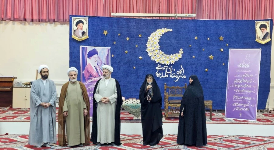 محفل            
     • ⌝ نور وانس با قرآن کریم⌞ •  5