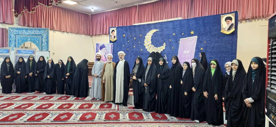 محفل            
     • ⌝ نور وانس با قرآن کریم⌞ •  7