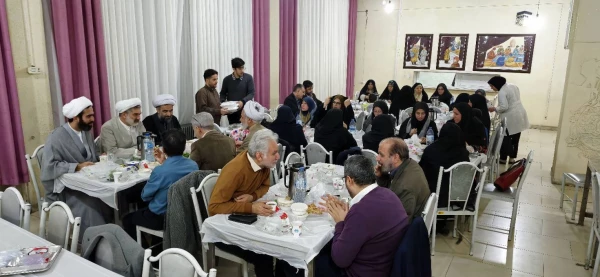      • ⌝ نشست هم اندیشی اساتید و ضیافت افطار⌞ • 12