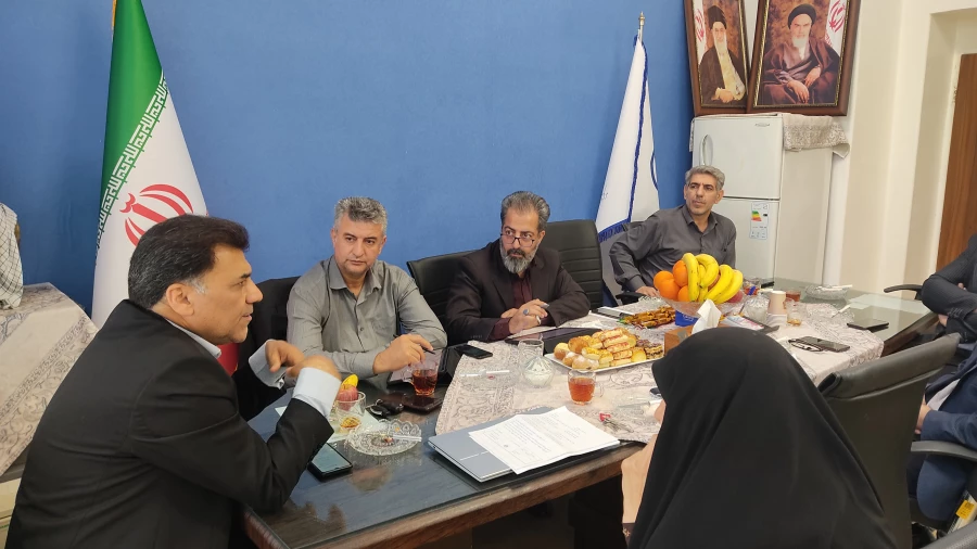 جلسه 
• ⌝ بررسی مسائل مالی مرکز آموزش عالی شهید شرافت باحضورمسئولان استانی در سال ۱۴۰۴⌞ •  3