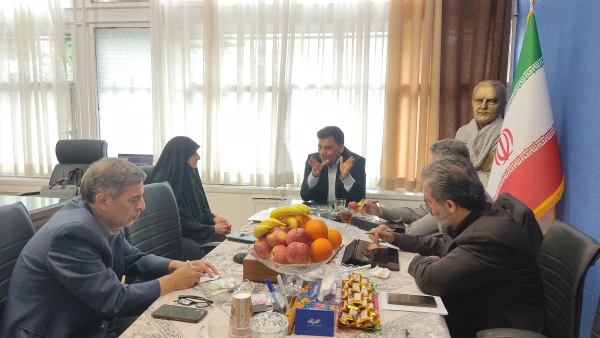 جلسه 
• ⌝ بررسی مسائل مالی مرکز آموزش عالی شهید شرافت باحضورمسئولان استانی در سال ۱۴۰۴⌞ •  6