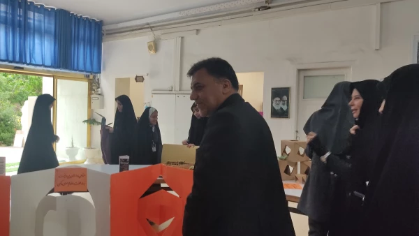 دومین نمایشگاه ریاضی و دست سازه ها 9