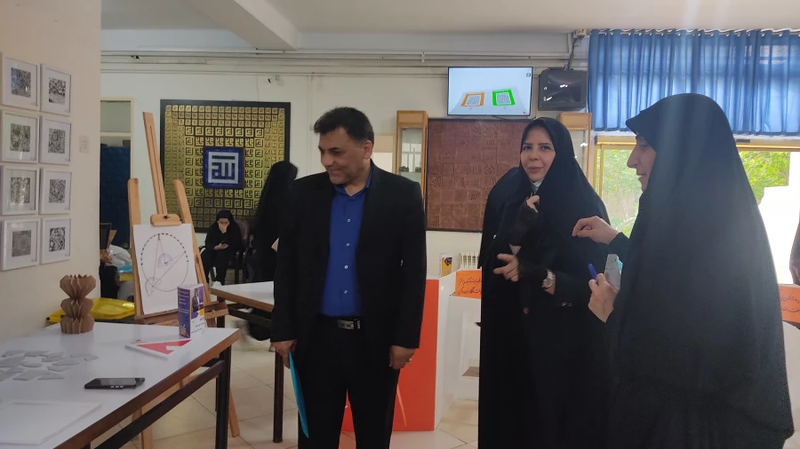 دومین نمایشگاه ریاضی و دست سازه ها 10