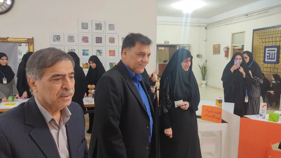 دومین نمایشگاه ریاضی و دست سازه ها 13