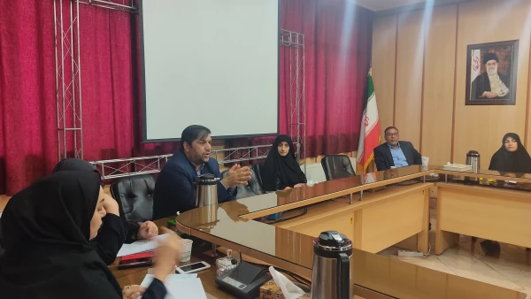 جلسه
       • ⌝ مدیران گروه مرکز آموزش عالی شهید شرافت⌞ • 3