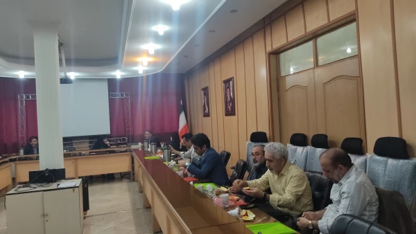 جلسه
       • ⌝ مدیران گروه مرکز آموزش عالی شهید شرافت⌞ • 6