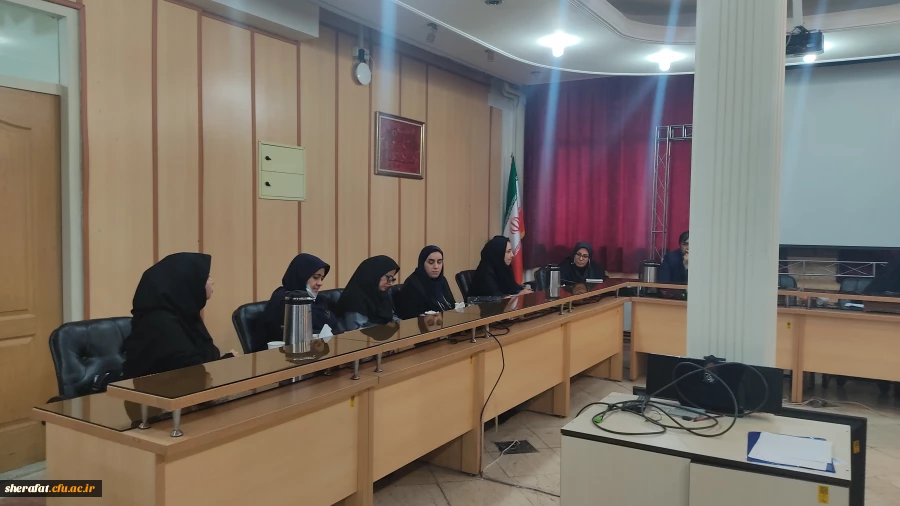 جلسه
       • ⌝ مدیران گروه مرکز آموزش عالی شهید شرافت⌞ • 7
