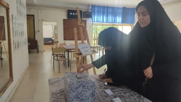 انتخابات
 • ⌝ تشکل های دانشجویی (کانون های فرهنگی_انجمن های علمی)⌞ • ​ 3