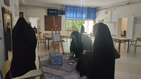 انتخابات
 • ⌝ تشکل های دانشجویی (کانون های فرهنگی_انجمن های علمی)⌞ • ​ 4