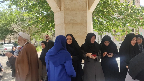 ورکشاپ نقاشی
        «سالگرد عروج شهدای خدمت » 11