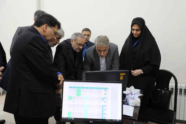 «بازدید وزیر آموزش و پرورش و رئیس دانشگاه فرهنگیان»
 7