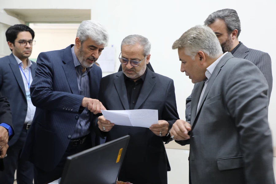 «بازدید وزیر آموزش و پرورش و رئیس دانشگاه فرهنگیان»
 8