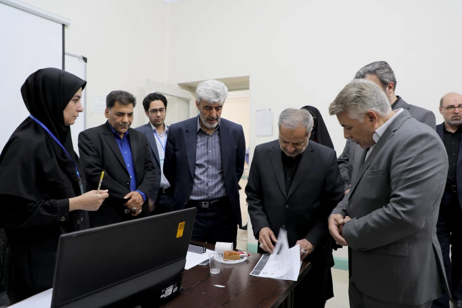 «بازدید وزیر آموزش و پرورش و رئیس دانشگاه فرهنگیان»
 9