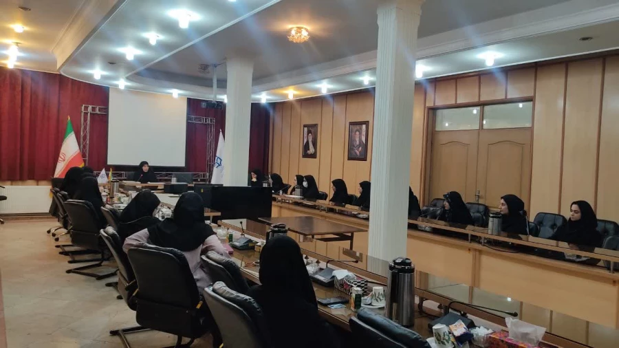 «جلسه دبیران کانون ها و انجمن ها با مسئولان مرکز آموزش عالی شهید شرافت» 2