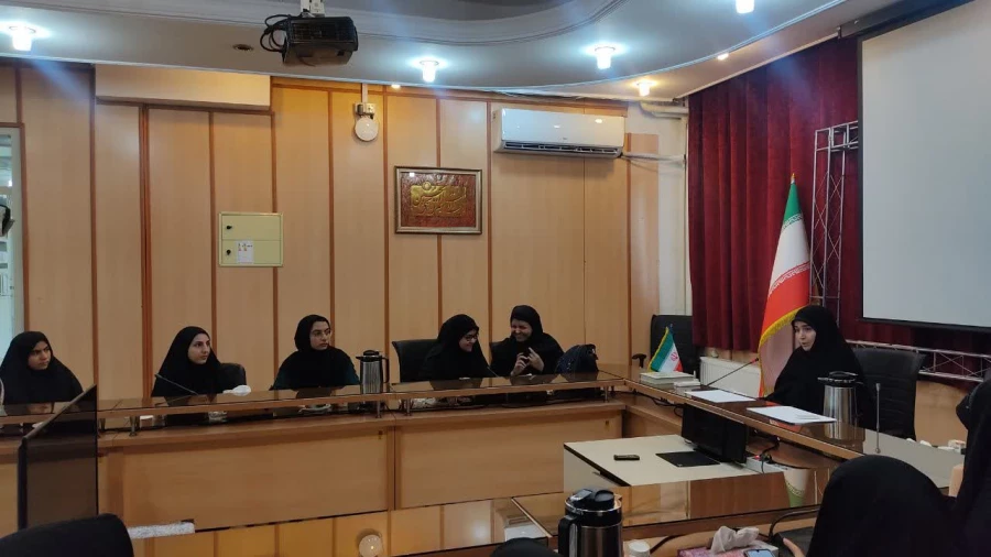 «جلسه دبیران کانون ها و انجمن ها با مسئولان مرکز آموزش عالی شهید شرافت» 3