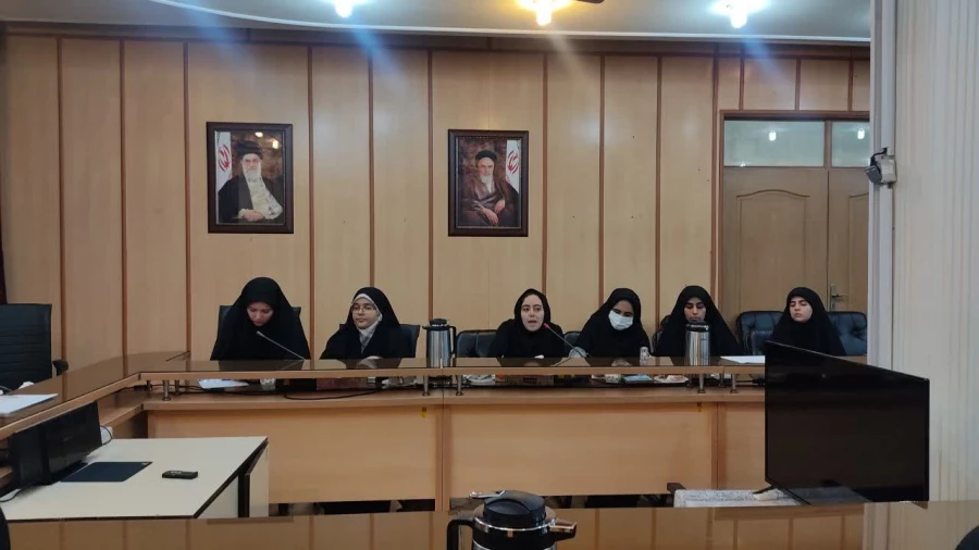 «جلسه دبیران کانون ها و انجمن ها با مسئولان مرکز آموزش عالی شهید شرافت» 4