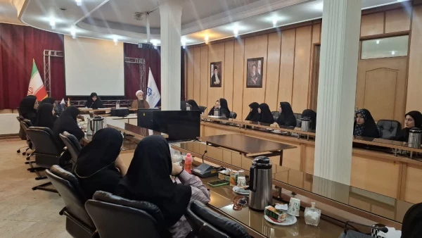 «جلسه دبیران کانون ها و انجمن ها با مسئولان مرکز آموزش عالی شهید شرافت» 5