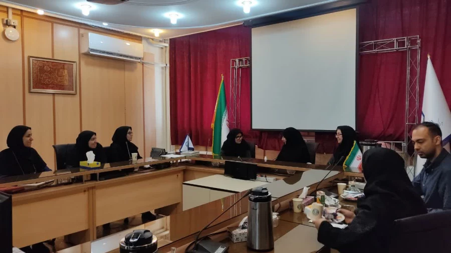 «جلسه اعضای گروه هنر مرکز آموزش عالی شهید شرافت» 4