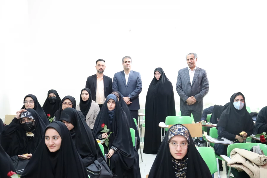 «گرامیداشت روز دانشجو در دانشکده شهید شرافت» 7