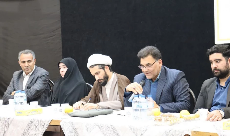  نشست صمیمی دانشجویی به  مناسبت روز دانشجو در دانشکده شهید شرافت 2