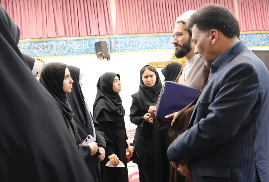  نشست صمیمی دانشجویی به  مناسبت روز دانشجو در دانشکده شهید شرافت 2