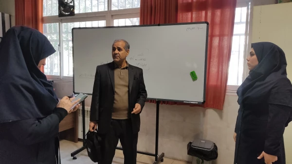 بازدید معاون پژوهشی دانشگاه فرهنگیان استان تهران از آزمایشگاه ها و کارگاه های دانشکده شهید شرافت 3