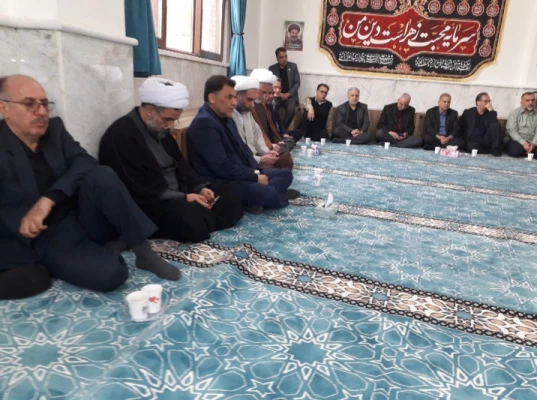 مراسم اربعین امام خامنه ای و شهدای دبستان میناب 2